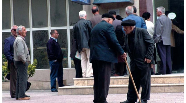 Pensiyalar nə vaxt veriləcək? - "İki sahil"