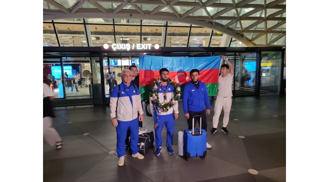 A rl qqald rma zr T l b l r Aras nda Ilk D nya empionumuz Tehran 