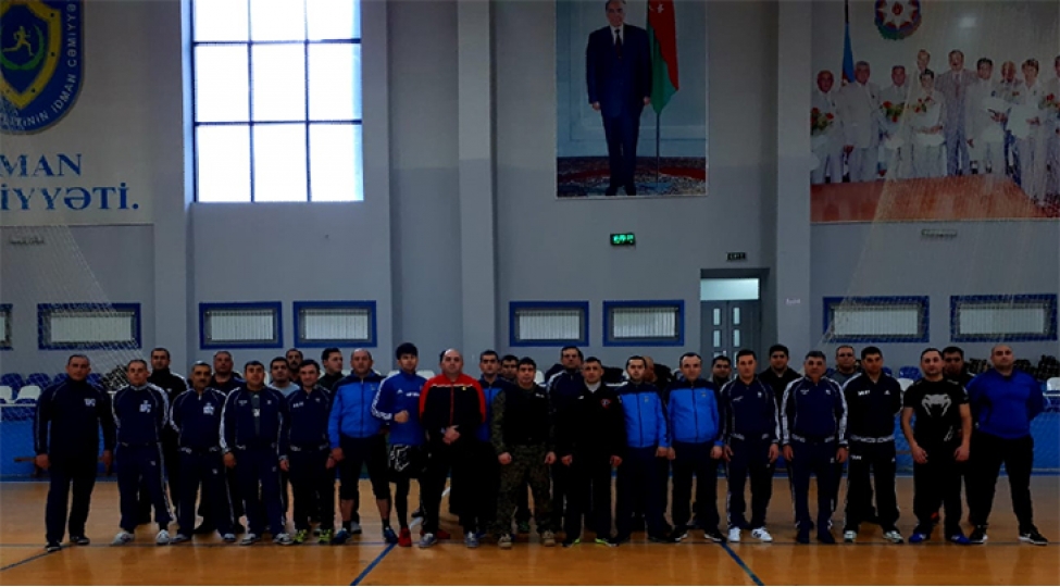 paytaxt-polisleri-ile-novbeti-telim-meshq-toplantisi-kechirildi