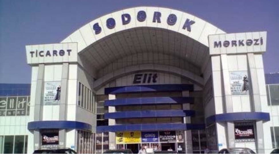 bine-ve-sederek-ticaret-merkezlerini-su-basib-eraziye-xilasetme-quvveleri-celb-edilib