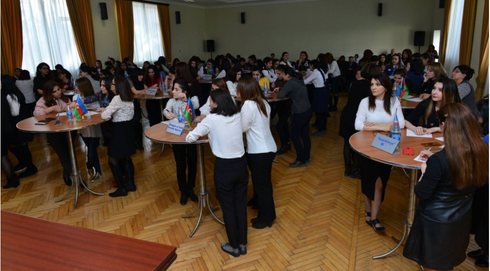 azerikimyadabreyn-rinq-bilik-yarishi