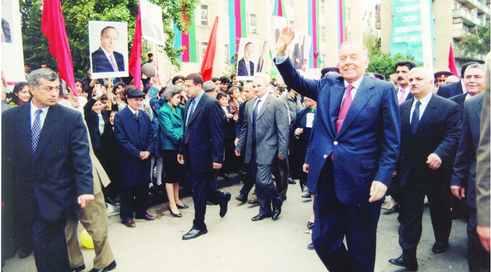 labud-qayidishin-stixiyasi-dovletin-ve-milletin-qurtulushu-namine