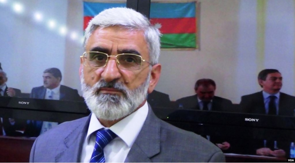 mirmahmud-mirelioglu-eli-kerimlini-ag-yuyub-qara-serdi