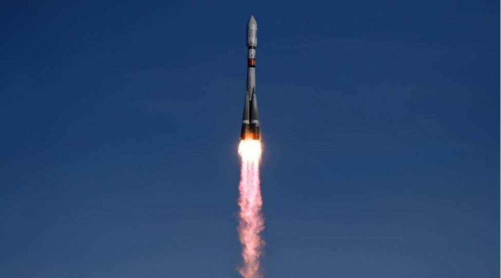 rusiyanin-soyuz-21a-raketi-kosmik-fezaya-buraxilib