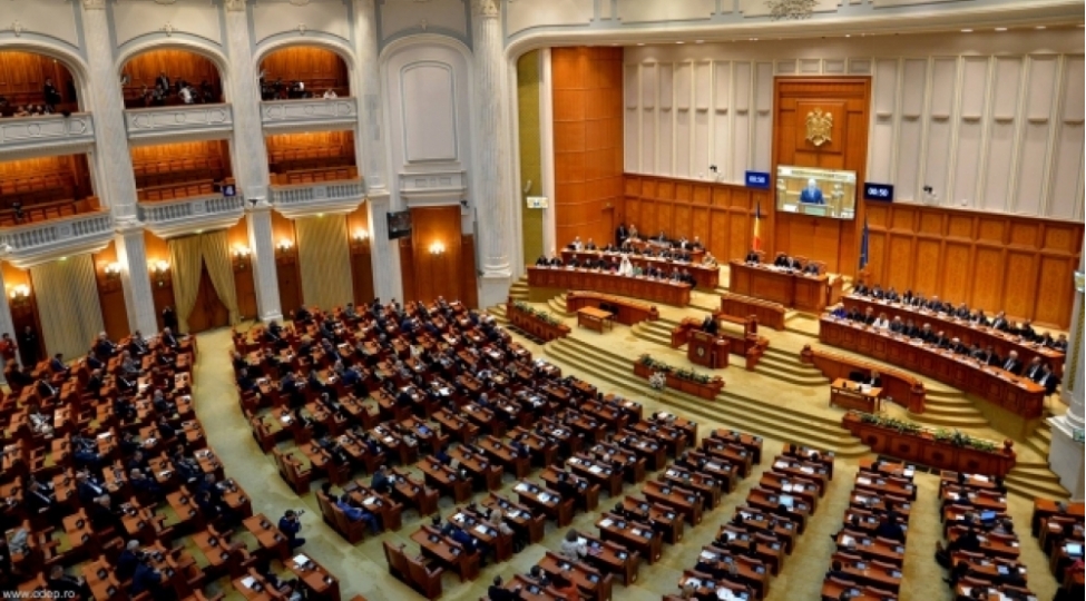 ruminiya-parlamenti-hokumete-etimadsizliq-votumu-teyin-edib