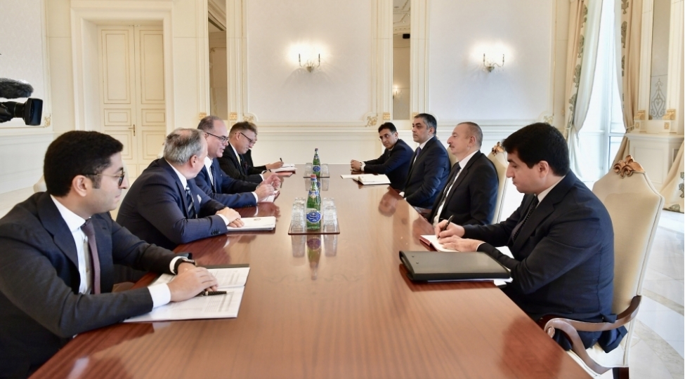 prezident-avstriyali-naziri-qebul-edib