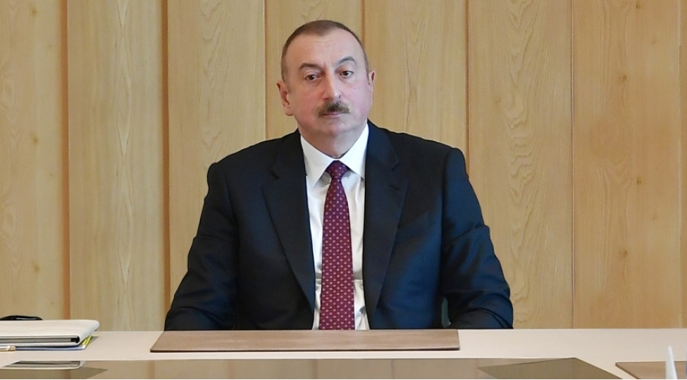 azerbaycan-prezidenti-yaponiya-imperatorunu-tebrik-edib