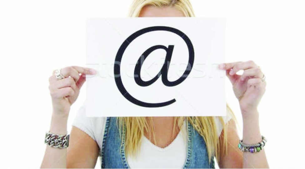 choxlarimizdan-daha-yashli-olaninterneti-hele-de-muasir-sayiriq