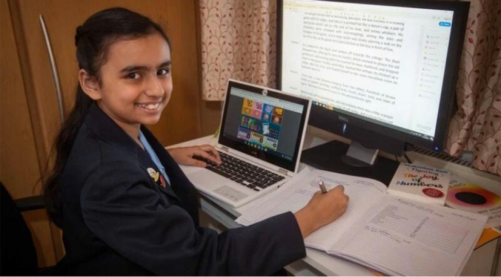 10-yashli-qiz-iq-seviyyesine-gore-eynshteyni-usteledi