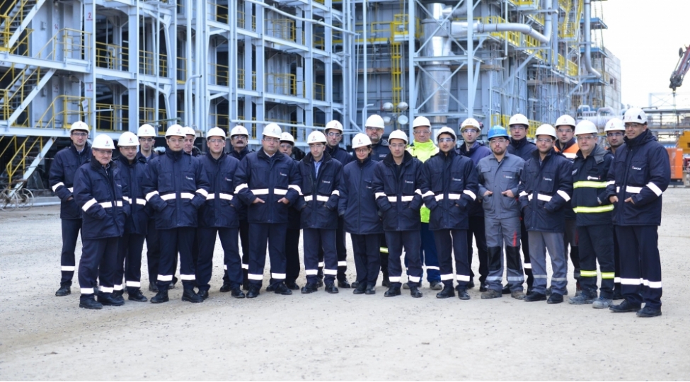 azerikimyanin-etilen-polietilen-zavodunda-aparilan-modernizasiya-ishleri-yekunlashir