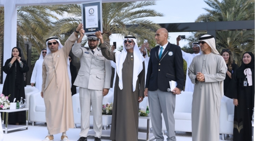 en-uzun-el-sixma-merasimi-ginnesin-rekordlar-kitabina-dushub