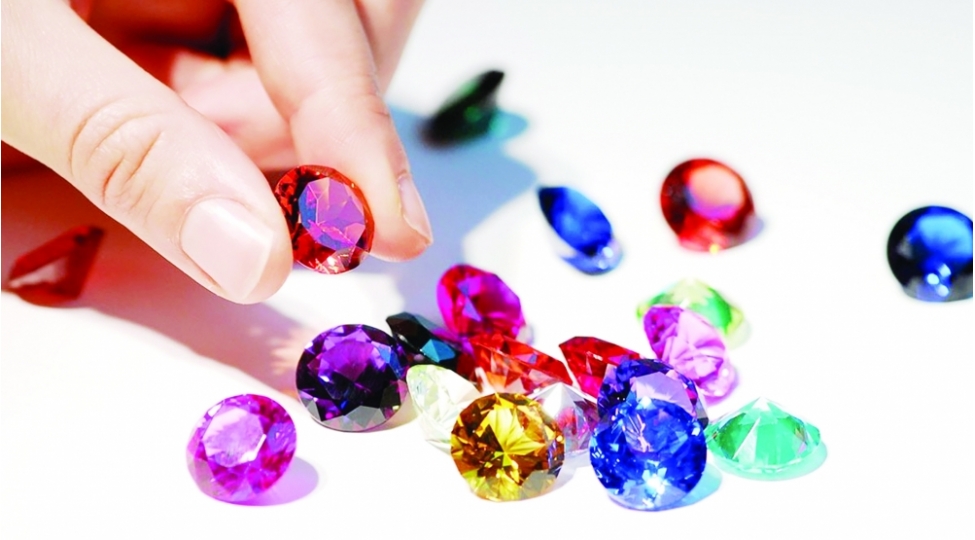 qiymetli-dashlar-haqqinda-bunlari-bilirdinizmi