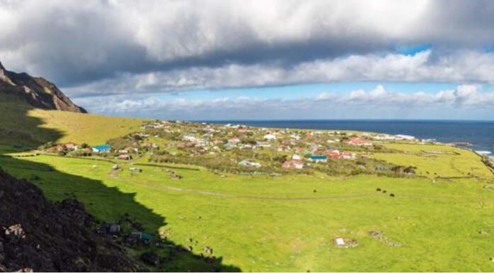 dunyanin-en-ucqar-yeri-tristan-da-cunha-foto