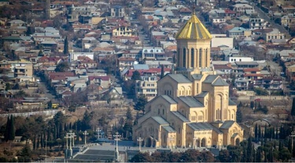 qedim-sheher-tbilisi-gorenleri-valeh-edir-foto