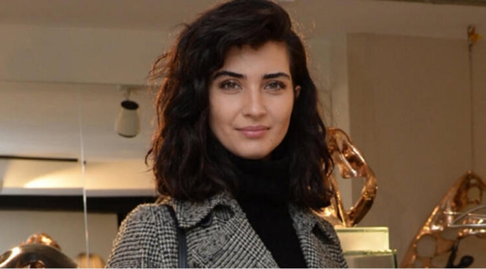 tuba-buyukustun-gozelliyininsirrini-achiqladi-foto