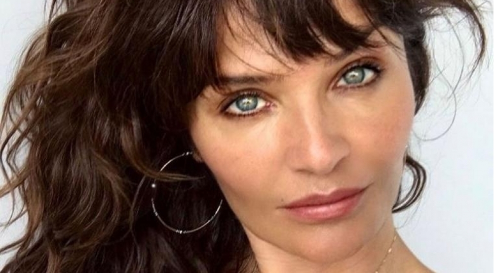 51-yashli-super-model-gorenlerini-heyran-etdi-foto