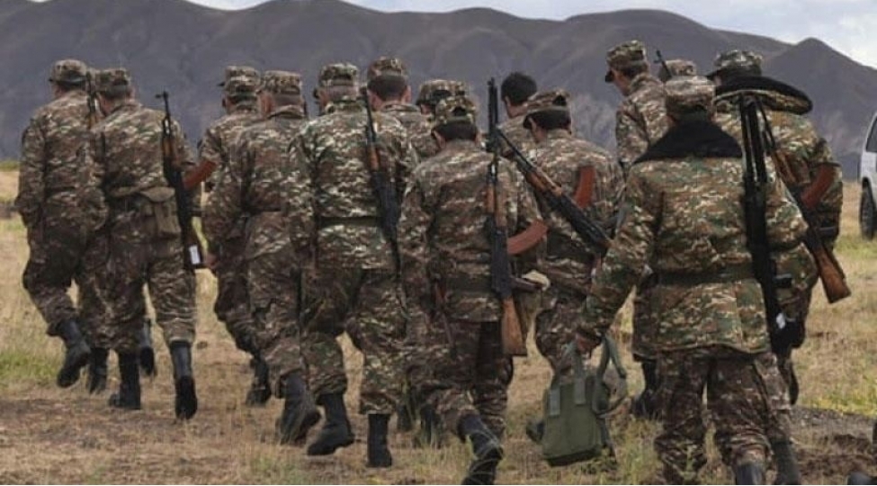 bir-chox-doyush-ishtirakchisi-silahlarini-teslim-etmedi-ermenistan-herbi-polisi