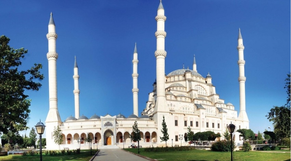 turkiyenin-dini-idaresinden-cume-namazi-ile-bagli-achiqlama