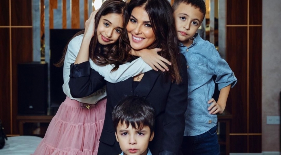 sevinc-eliyeva-arzulayirdim-ki-dord-ushagim-olsun-foto