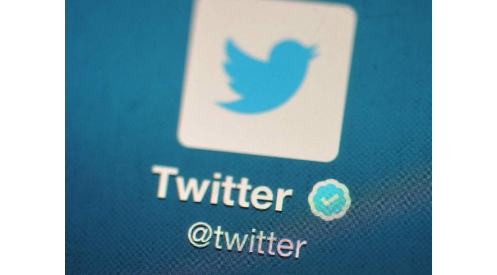 twitter-squad-tetbiqini-satin-aldi