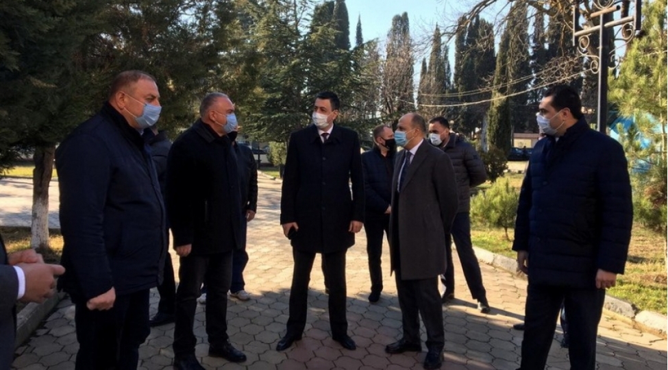 socar-gurcustanda-novbeti-erzaq-yardimi-kampaniyasina-bashlayib