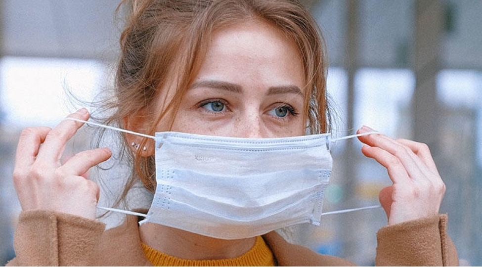 mutexessis-danishanda-maskani-chixarmaq-virusun-yayilmasina-revac-verir