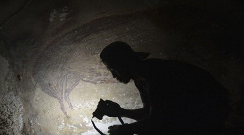 en-qedim-divar-resmi