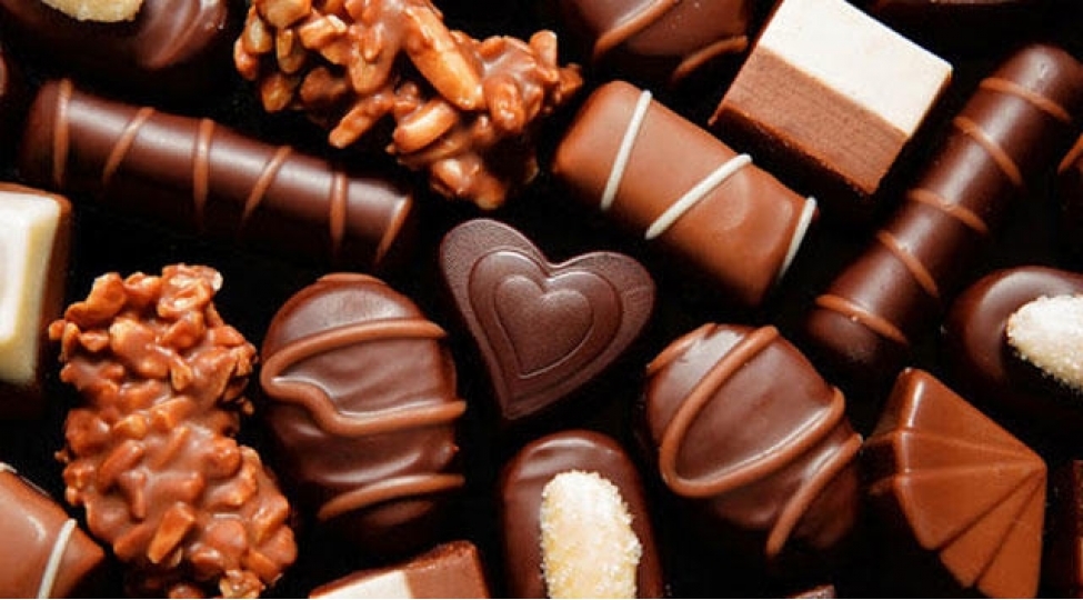 shokolad-yemek-xoshbextlik-getirir