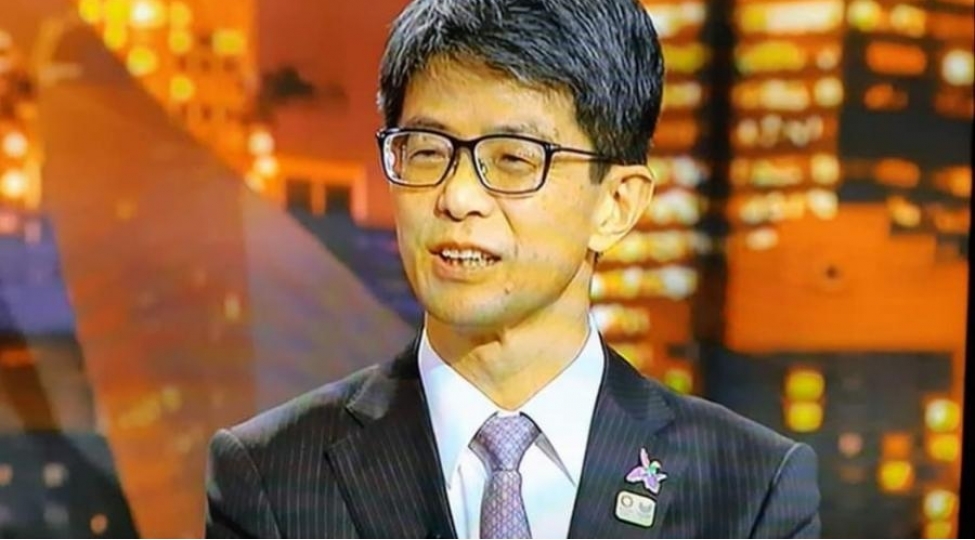 yaponiya-sefiri-shushanin-simvolu-ile-efire-chixdi