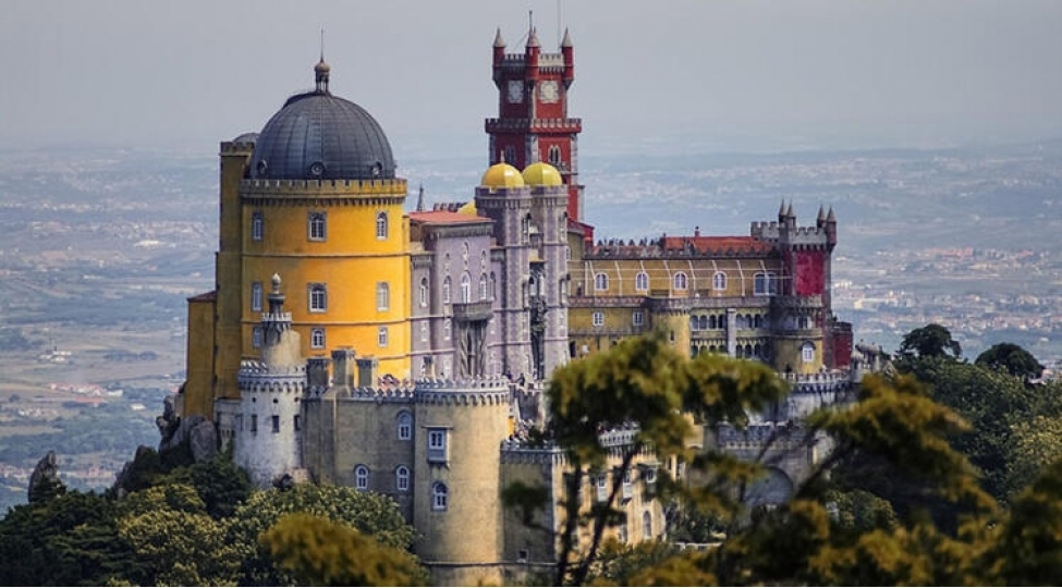 dunyanin-en-diqqetcheken-saraylari-foto