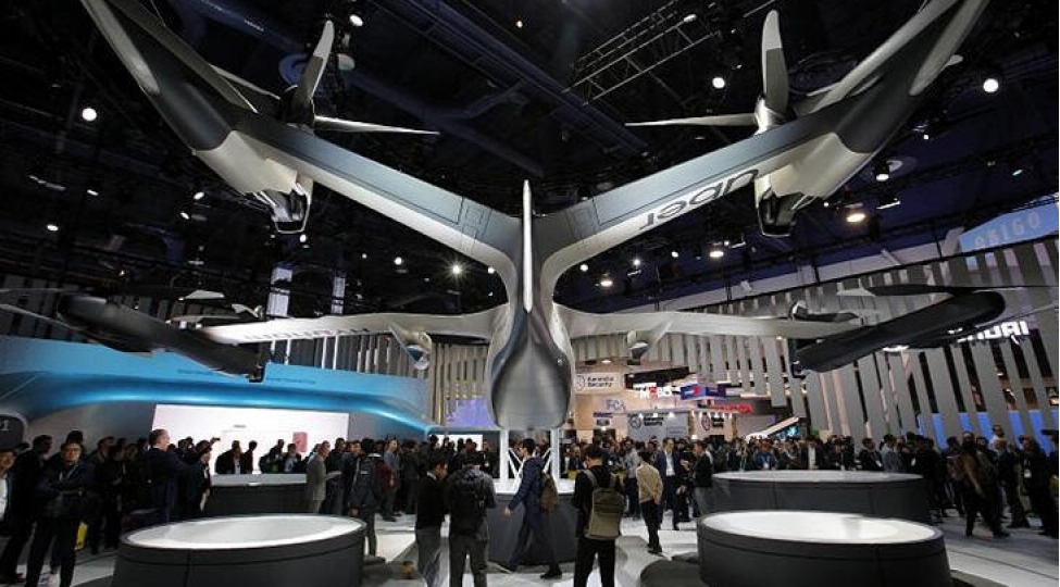 ingiltere-dunyanin-ilk-uchan-avtomobil-hava-limanini-insha-edir