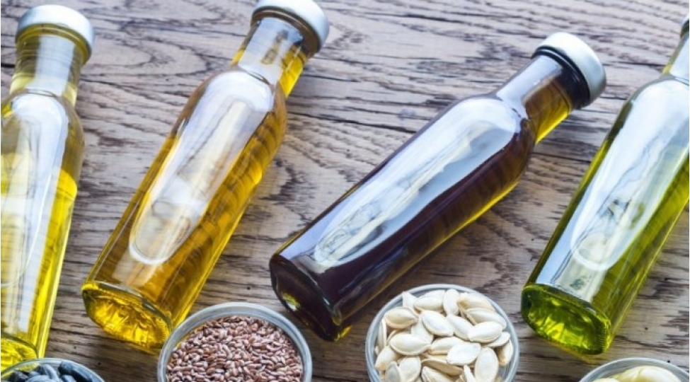 bu-qeyri-adi-bitki-yaglari-derinizde-mocuzeler-yaradacaq-foto