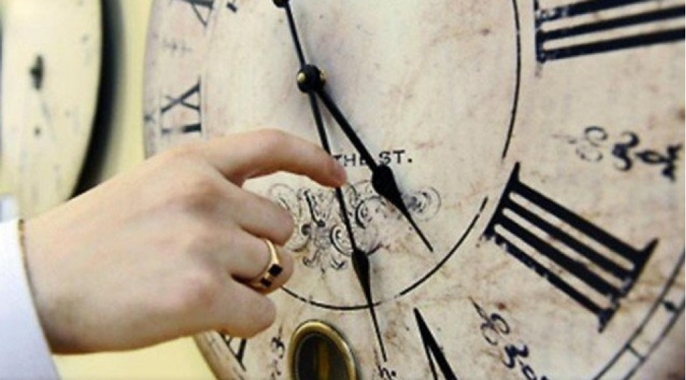 saat-eqreblerinin-hereketinin-tarixchesi