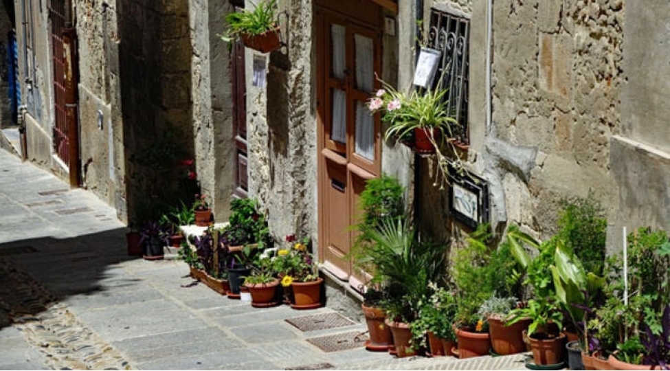 burada-her-kes-100-ilden-chox-yashayir-foto