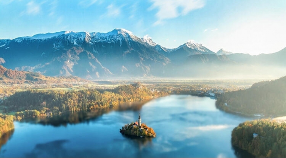 sloveniyanin-tebii-mocuzesi-bled-golufoto