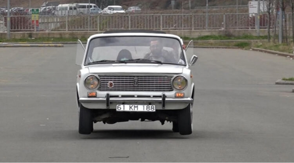 bu-mashina-50-min-turk-liresi-xercledi-fotovideo