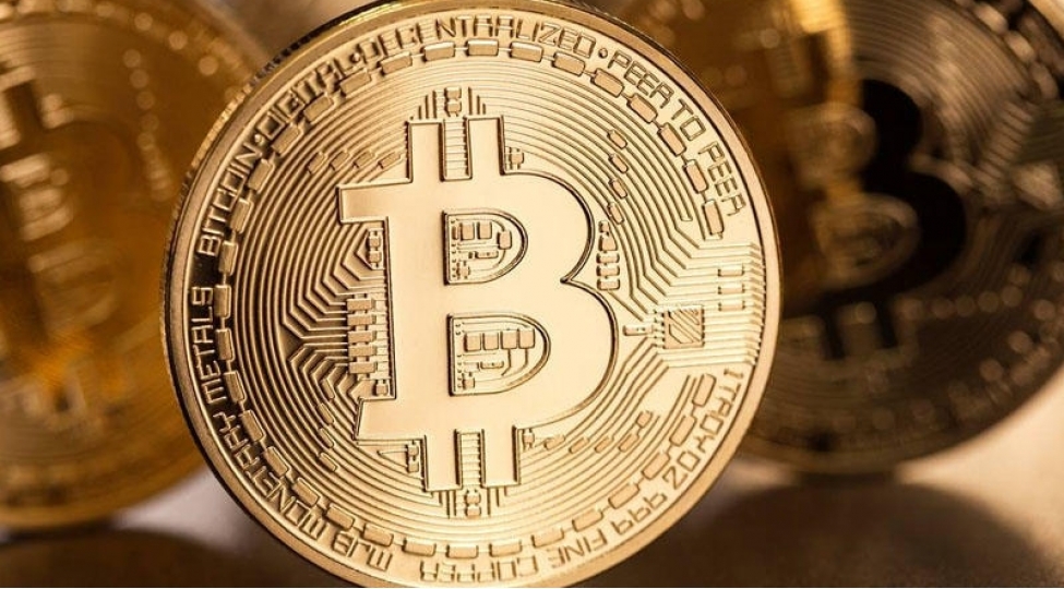 bitkoin-400-min-dollara-qeder-bahalasha-biler