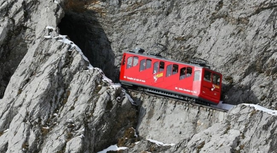 pilatusban-demiryolu-sizi-istediyiniz-zirveye-chatdiracaq-foto