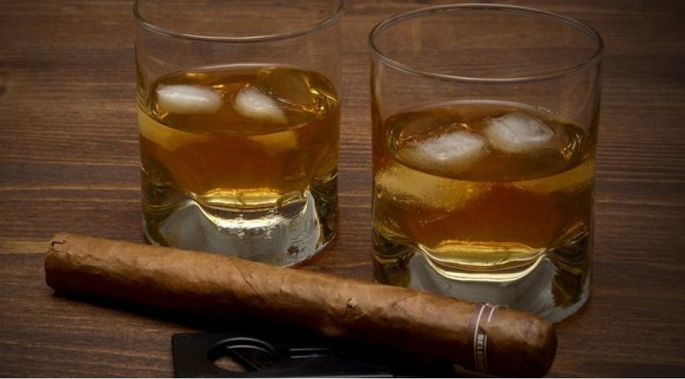 dunyanin-en-qedim-viskisi-absh-da-auksiona-chixarilacaq-foto