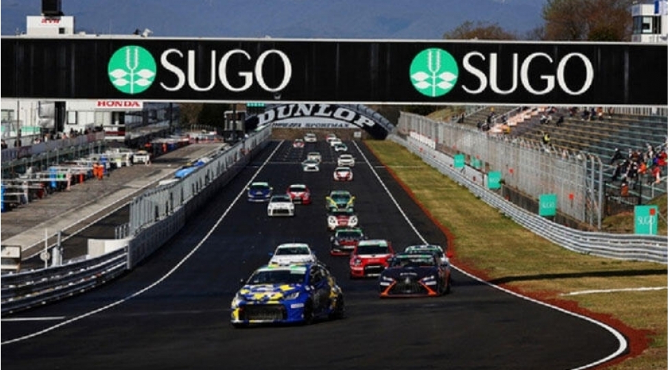 yaponiyada-hidrogen-muherrikli-avtomobil