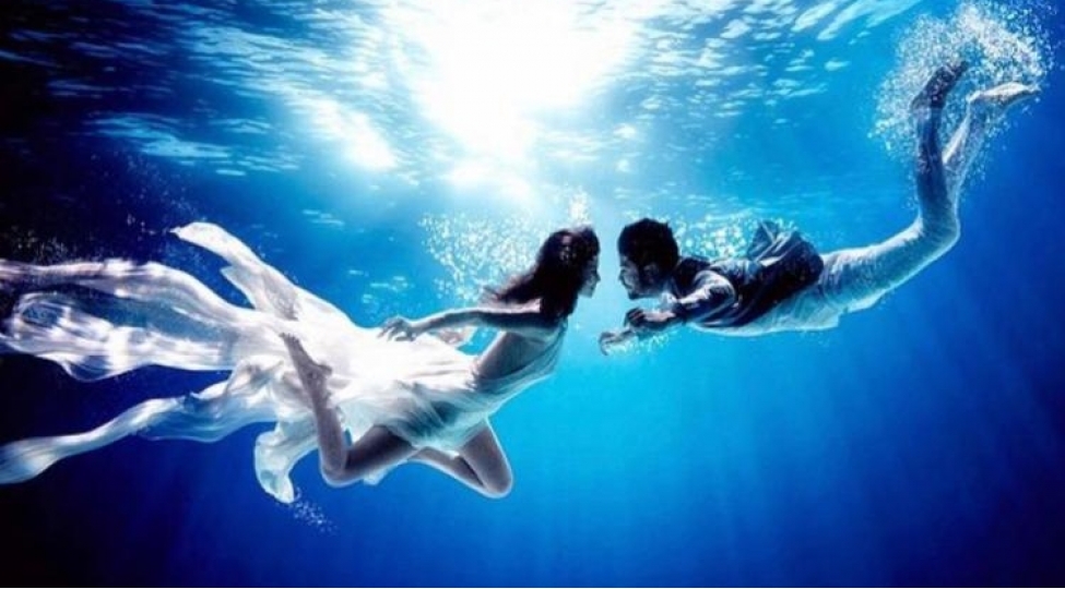 beren-saatdan-kenana-ferqli-ad-gunu-tebriki-fotovideo