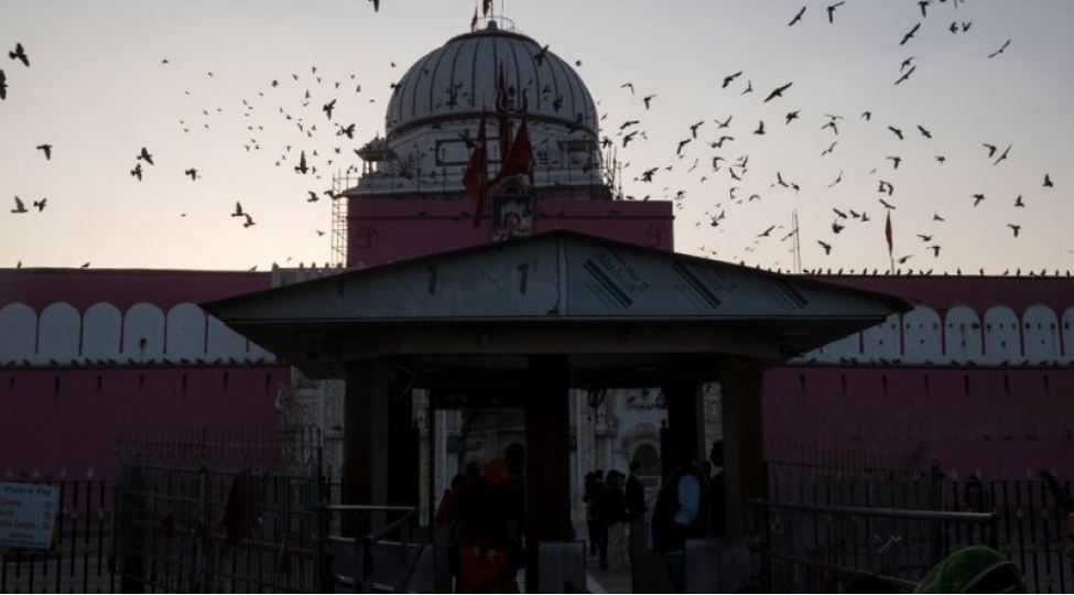 dunyanin-en-natemiz-mebedi-foto