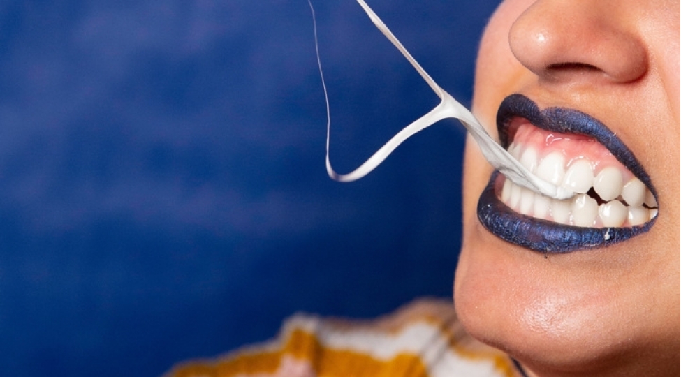 dishleri-agardib-mohkemlendiren-konfetler-chixacaq