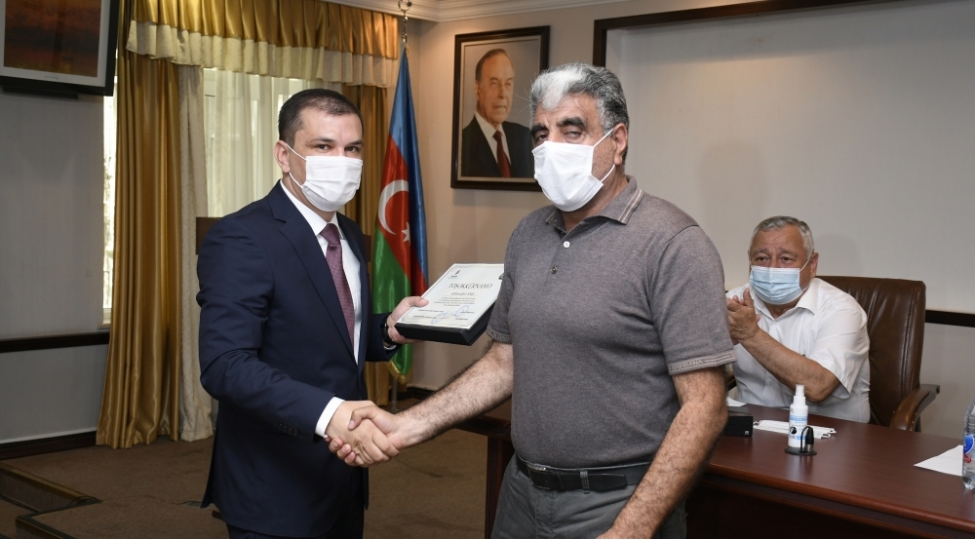 kompleks-qazma-ishleri-trestinde-silahli-quvveler-gunu-qeyd-olunub-fotovideo