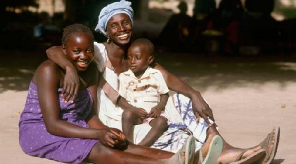 bu-olkede-chekisi-60-kq-dan-ashagi-qizlarla-aile-qurmurlar-foto