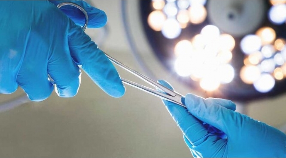 ilk-ve-qeyri-adi-orqan-transplantasiyalari-foto