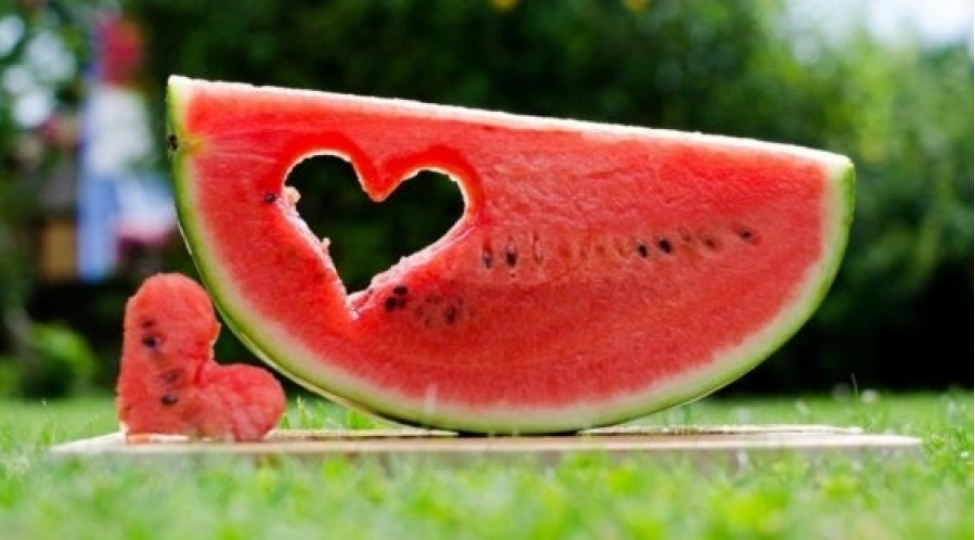 qarpizin-koronavirus-xesteleri-uchun-faydasi