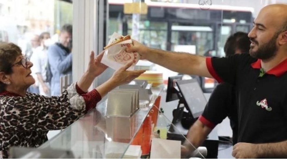 peyvend-olunana-pulsuz-doner-teklifi