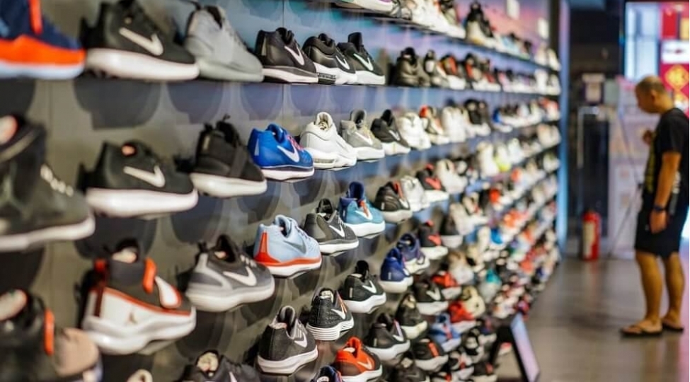 meshhur-shirketden-xeberdarliq-dunyada-ayaqqabi-qitligi-olacaq