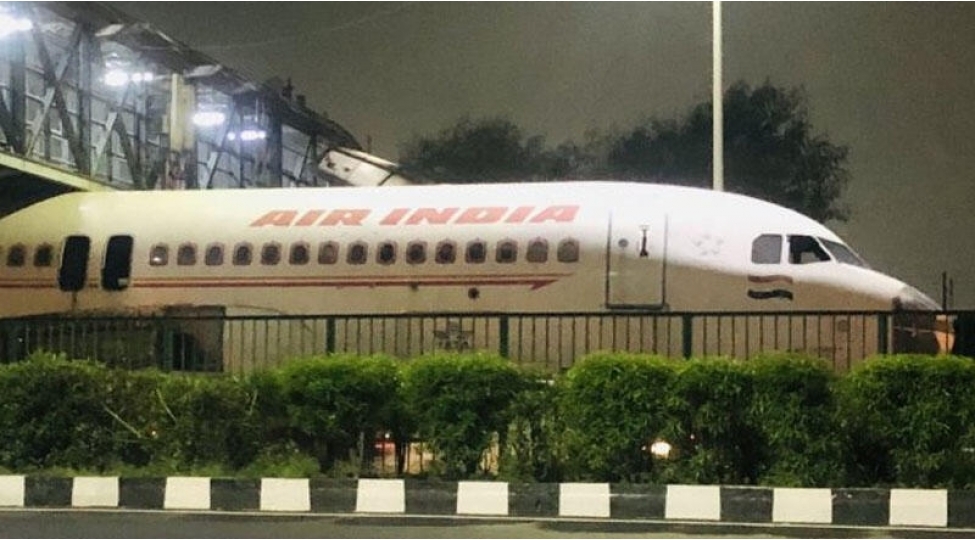 teyyare-korpunun-altindan-keche-bilmedi